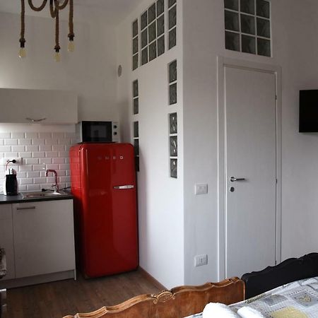 Monolocale Spese Incluse In Piazza Apartment โมลยาโน เวเนโต ภายนอก รูปภาพ